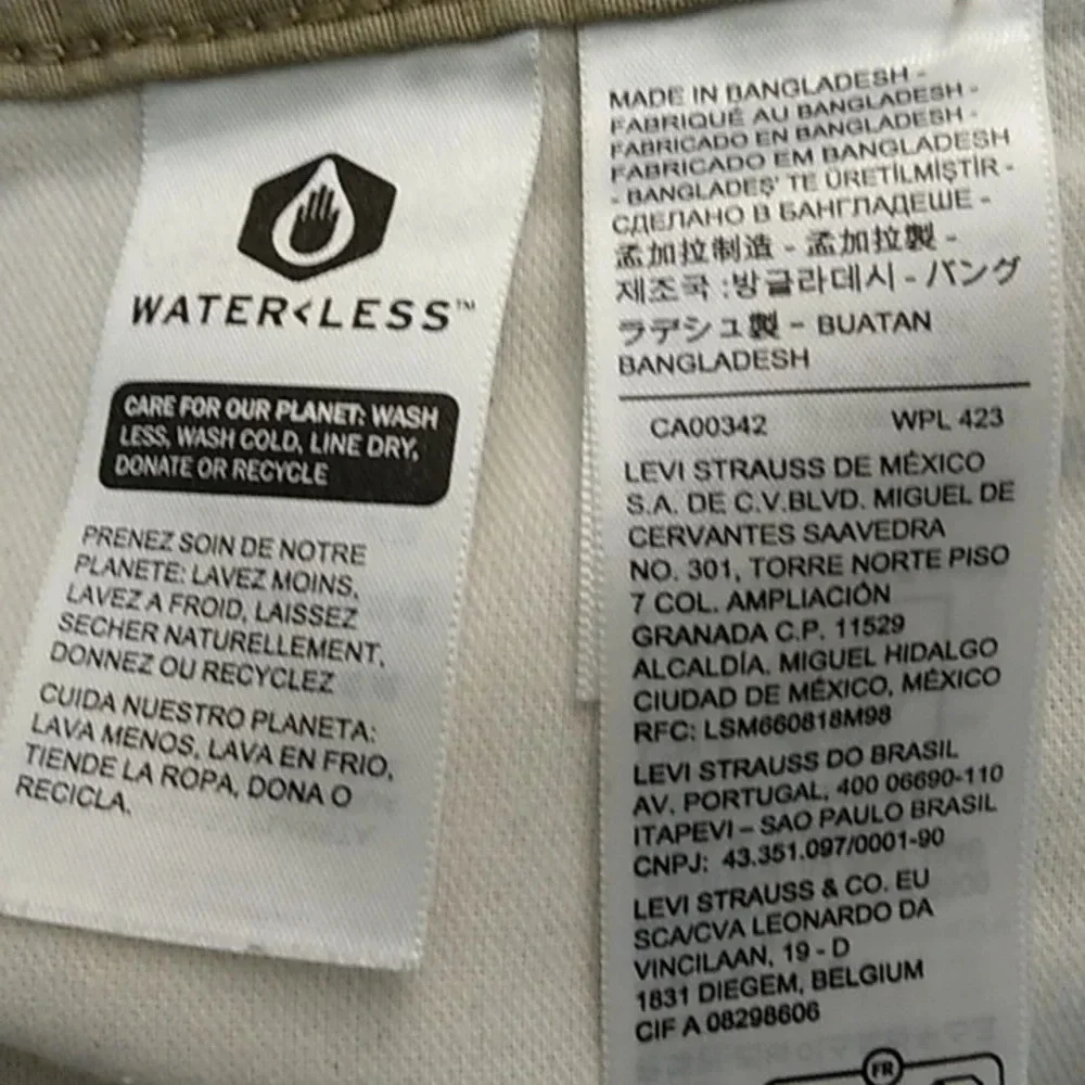 LEVIS WATERLESS, 100% COTTON, KHAKI TAN, CARGO SHORTS, SNAP CARGO POCKETS, W52 - Picture 7 of 10